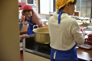 食堂スペースのすぐ横で作ってるから出来立てです。